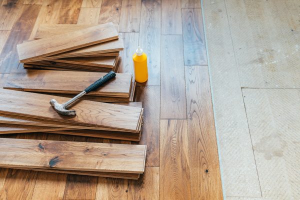 Solid oak wood flooring Solid oak wood flooring